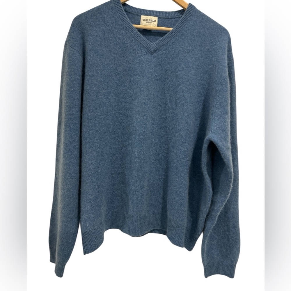 W.H. Belk 100% Cashmere V Neck Pullover Sweater in Blue - Size XL